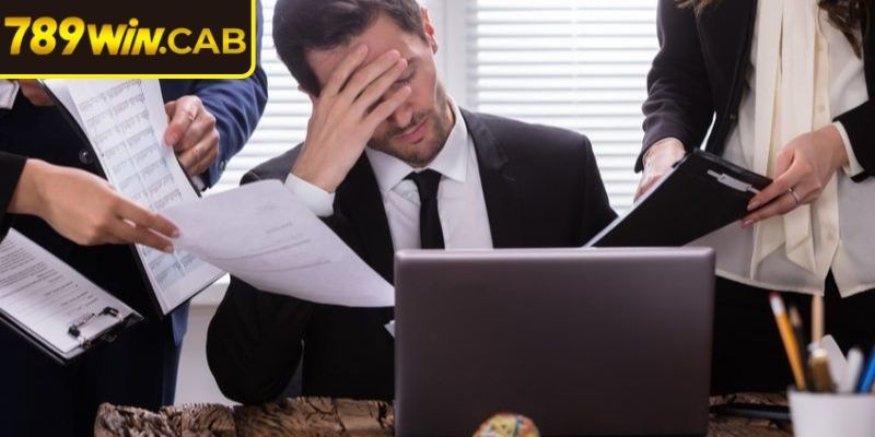Các hành vi sai nguyên tắc ảnh hưởng tới nền tảng trực tuyến